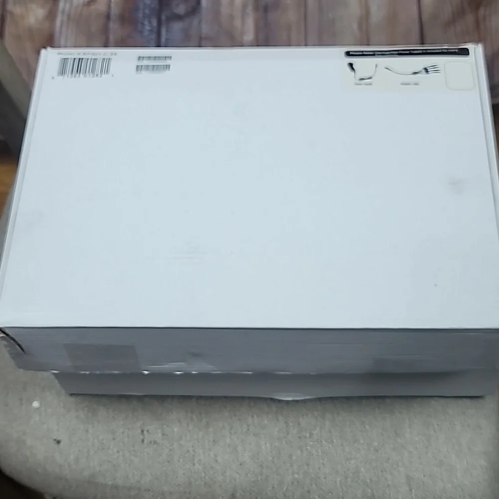 Defender Sp301-C Security Cameras with cables set of 4 new in box nwt